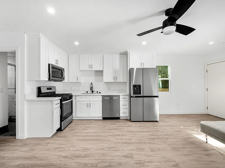 4851 Faculty Ave #A — Photo 5