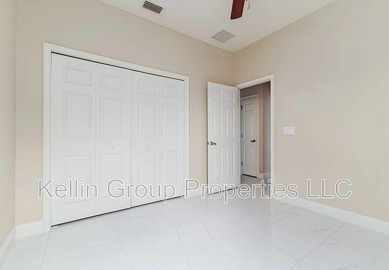 2611 Highlands Creek Way — Photo 17
