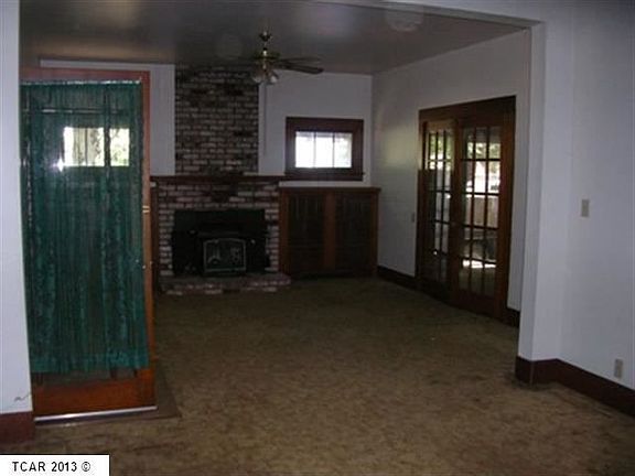 3rd image of 18564 Pine St