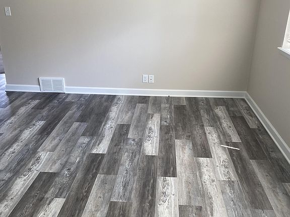 3rd image of 3027 W Ruskin Ct #2