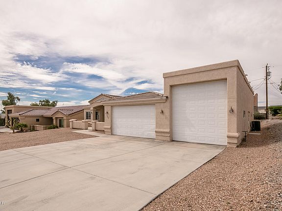 3rd image of 3065 Indian Head Dr