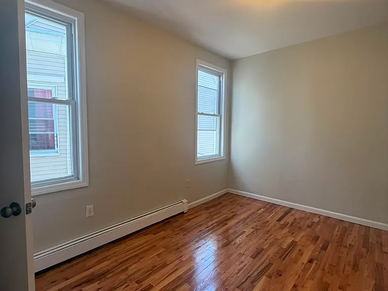 29 Baldwin Ave #2F — Photo 5