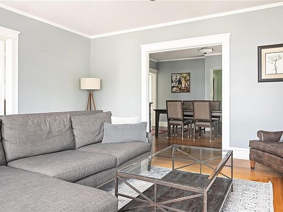 4th image of 14 Boyden Blvd