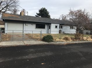 169 SE 7th Ave, Milton Freewater, OR 97862