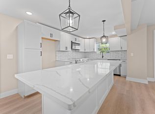 134 E Welch Ave, Columbus, OH 43207