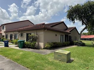 3313 Inverrary Blvd W, Lauderhill, FL 33319
