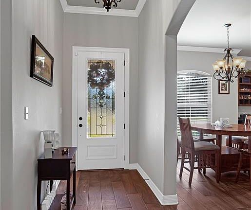 5th image of 756 Fir Wood Ln