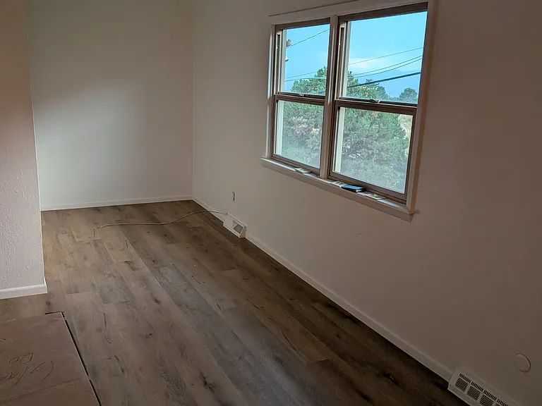 1393 S Foothill Dr #1 — Photo 12