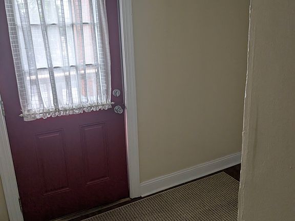 2nd image of 366 Lafayette St #366B