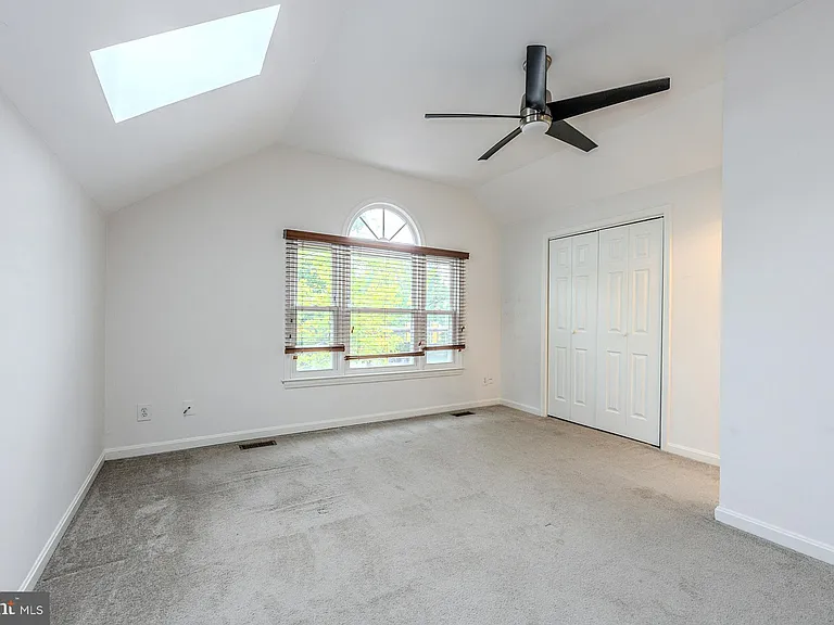 4116 Washington Blvd — Photo 19