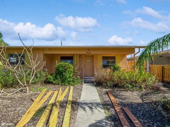 3038 58th St S, Gulfport, FL 33707