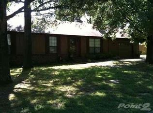 40 Foxboro Dr, Searcy, AR 72143