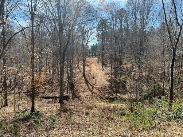 450 Powell Bridge Rd, Harmony, NC 28634