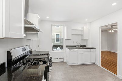 1st image of 39 Fairmont St #1