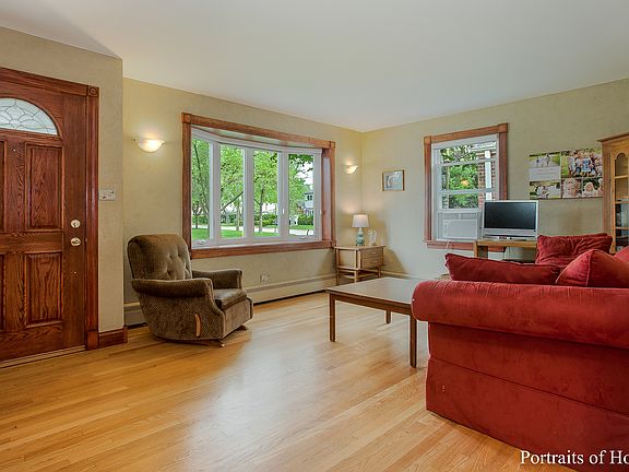 2nd image of 7851 N Nora Ave