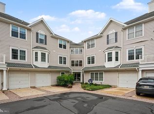 42 W College Ave APT 322, Yardley, PA 19067