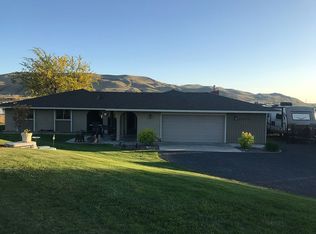 43810 N Empire Dr, Benton City, WA 99320