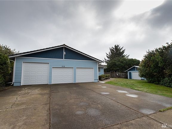 2nd image of 112 Marine View Dr SE