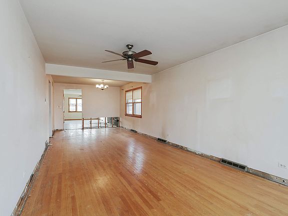 Living Room/Dining Room