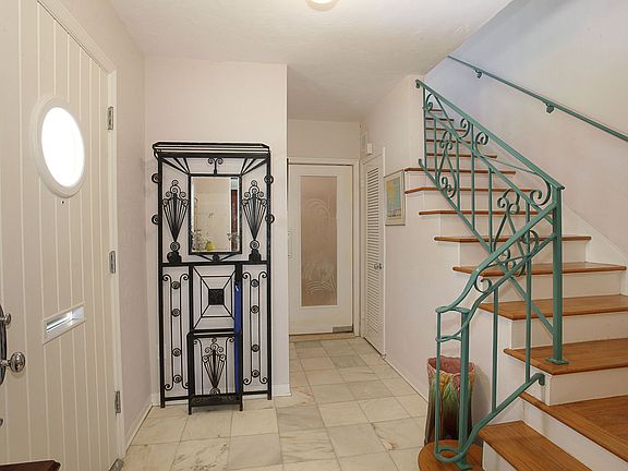 3rd image of 6517 Castaneda St