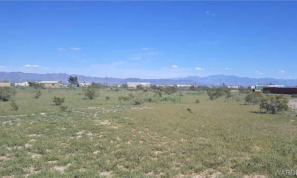 2nd image of 786 S Elfrida Rd