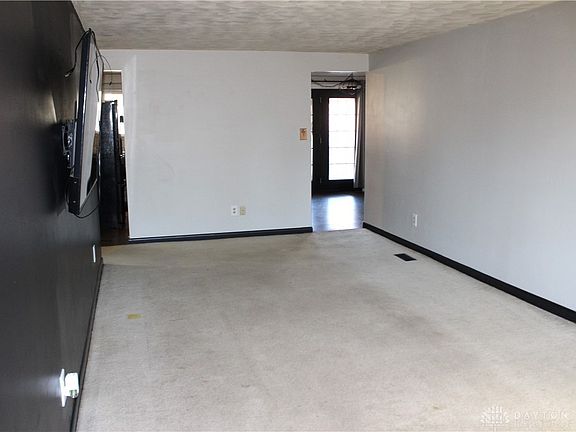 3rd image of 7212 Claybeck Dr