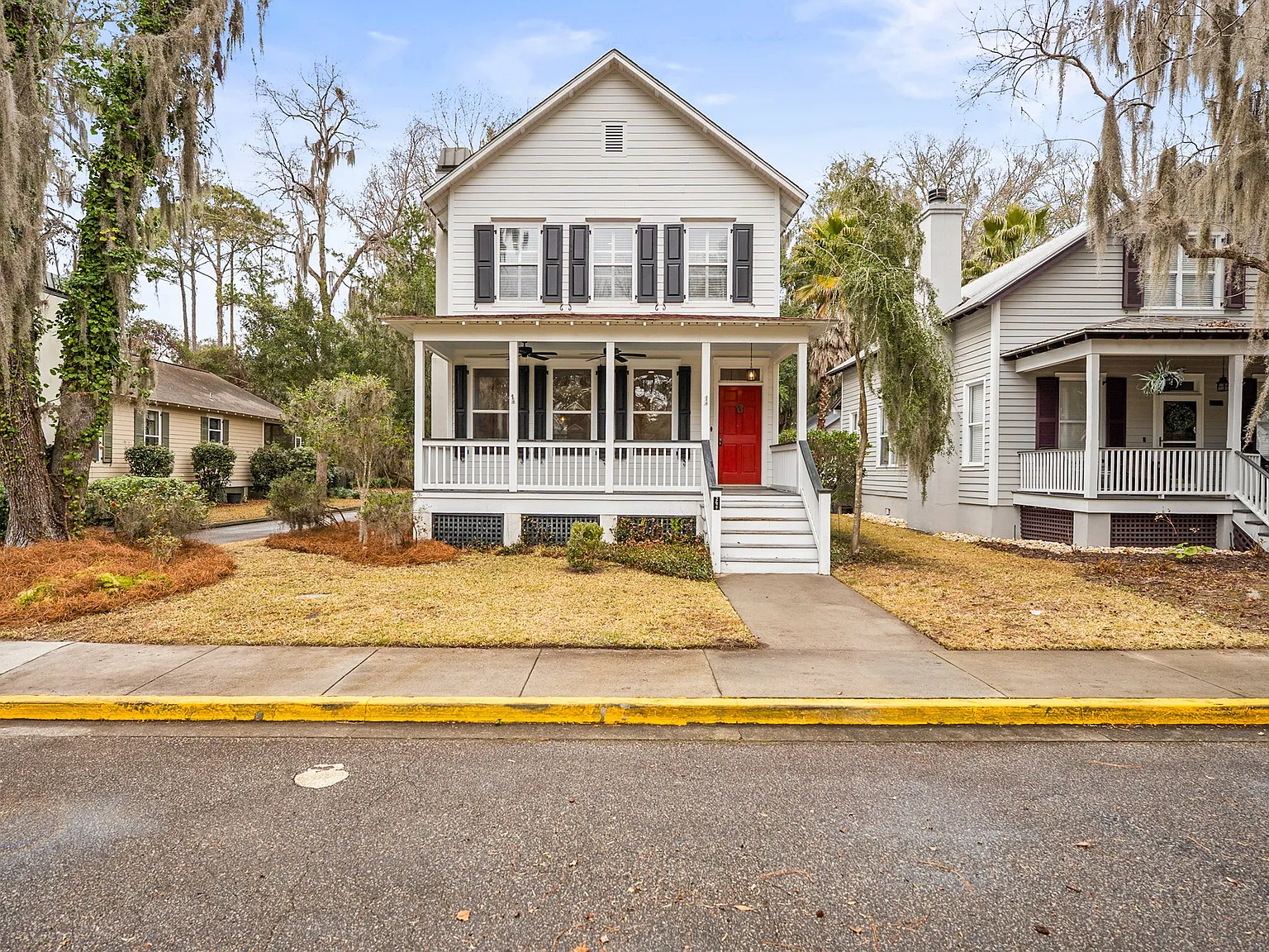 3 bed, 2.5 bath, 1376 sqft, $2,500 — Photo 2