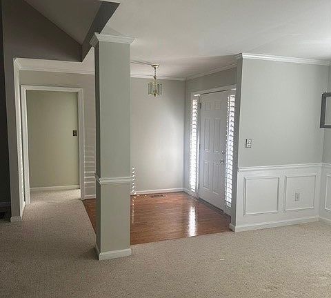 4th image of 655 Saint Ives Dr