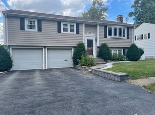 21 Michigan Rd, Worcester, MA 01606