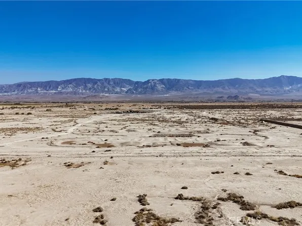 33433 Macdowell Dr #822, Lucerne Valley, CA 92356