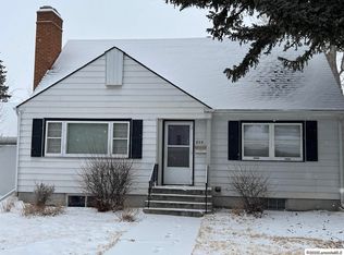 808 S 13th St, Laramie, WY 82070