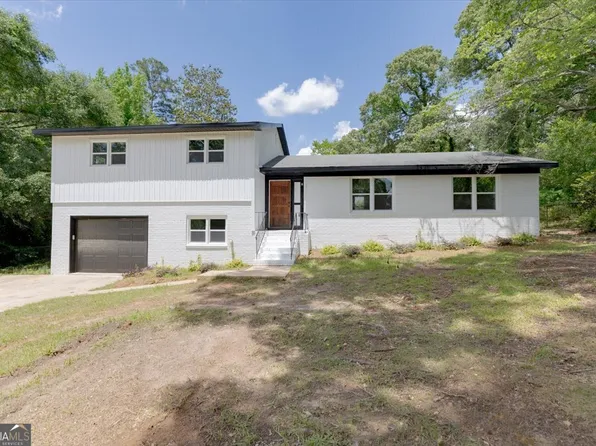 216 Randall Dr, Warner Robins, GA 31088