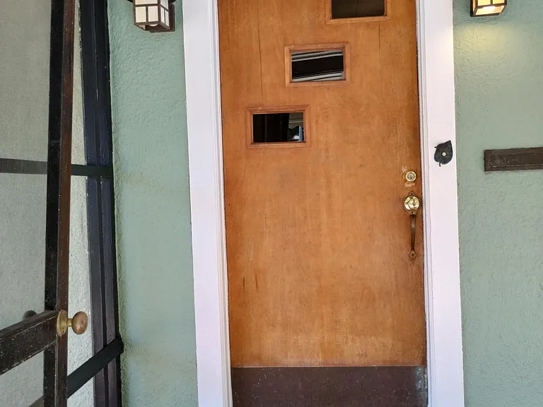 1308 Winter St — Photo 3