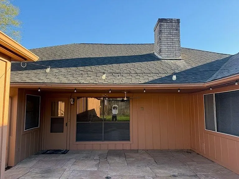 9002 Sabastian Dr — Photo 18