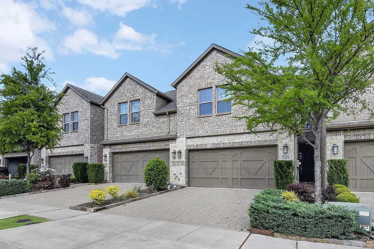 Building Photo - 6428 Hermosa Dr