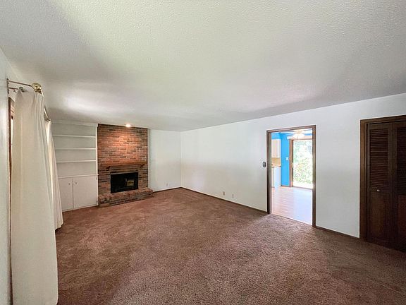 3rd image of 1404 W 24th Ave