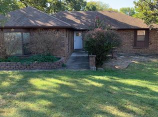 1203 Laura Ave, Berryville, AR 72616