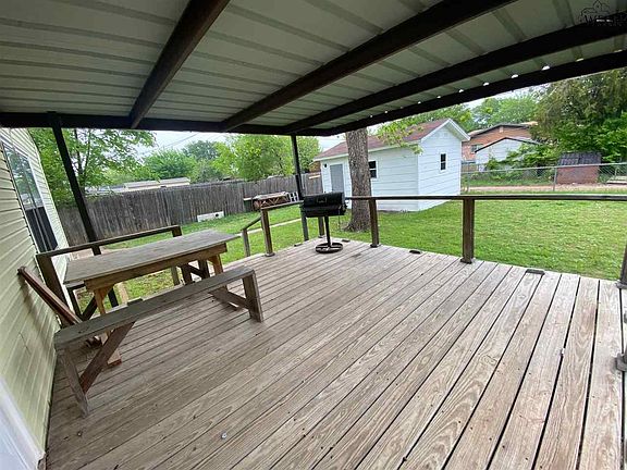4th image of 4339 McCutchen Ave