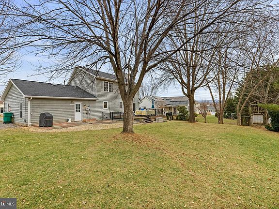 2nd image of 113 Willow Dr
