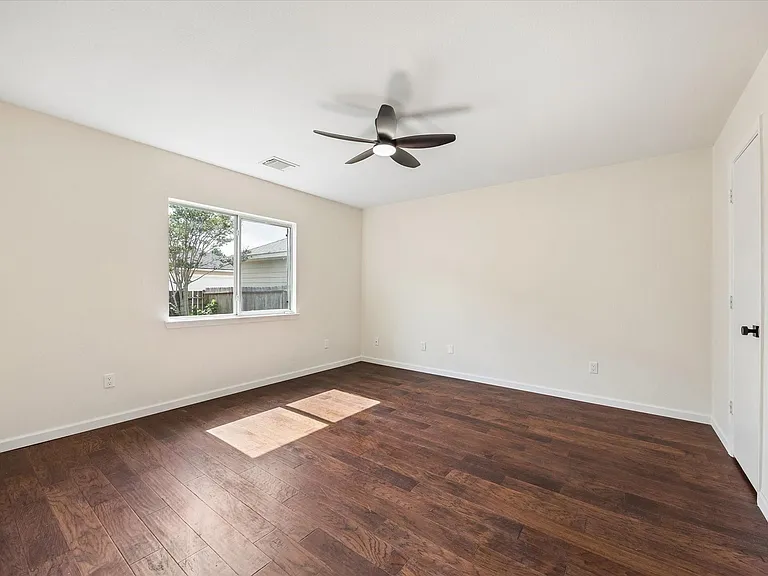 6106 Settlers Lake Cir E — Photo 14