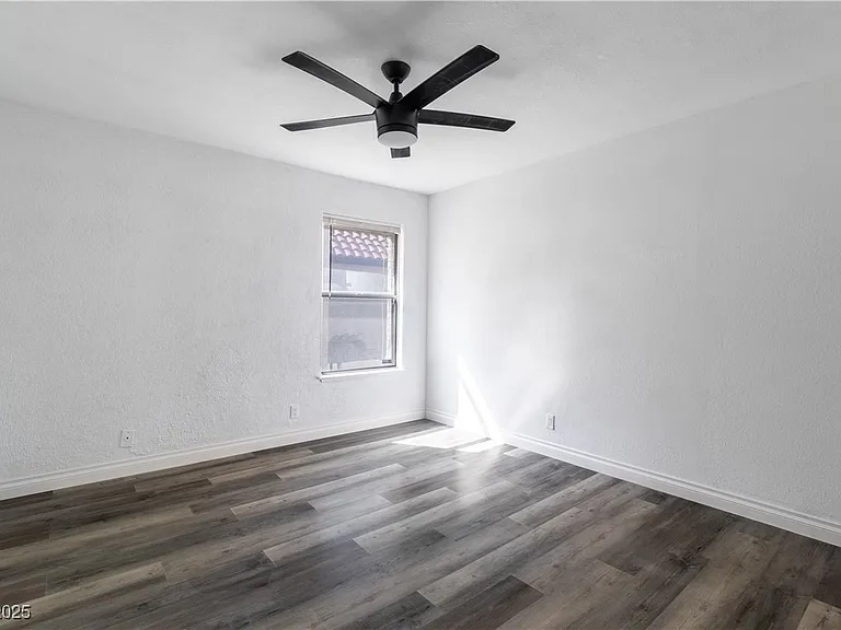 2200 Venus St #C — Photo 19