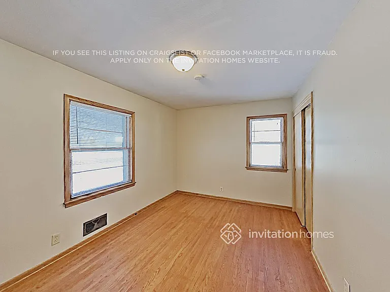 8221 Bloomington Ave S — Photo 13