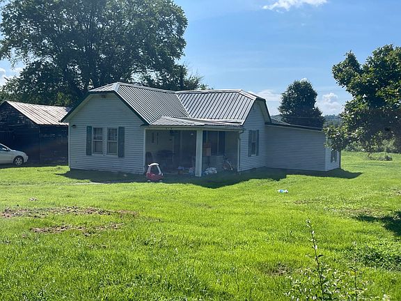 2nd image of 319 Dry Creek Rd