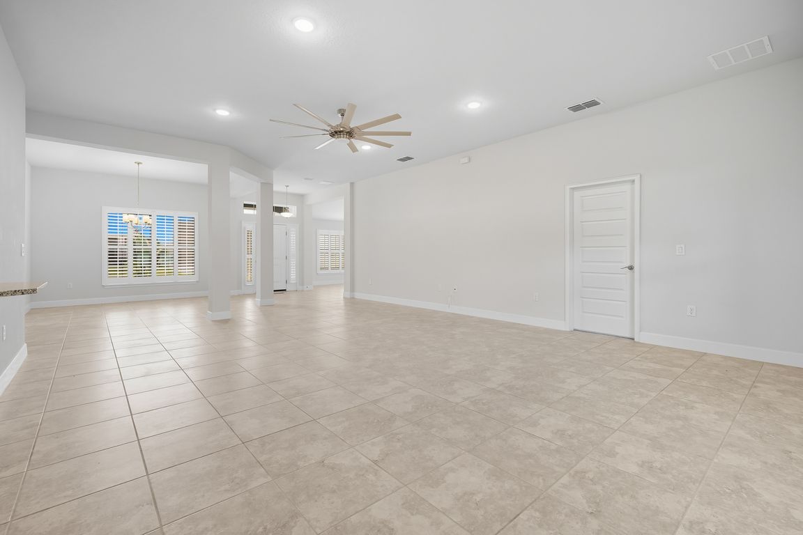 next background image