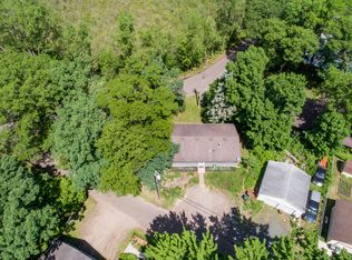 107 Leeds Pl, Willernie, MN 55090