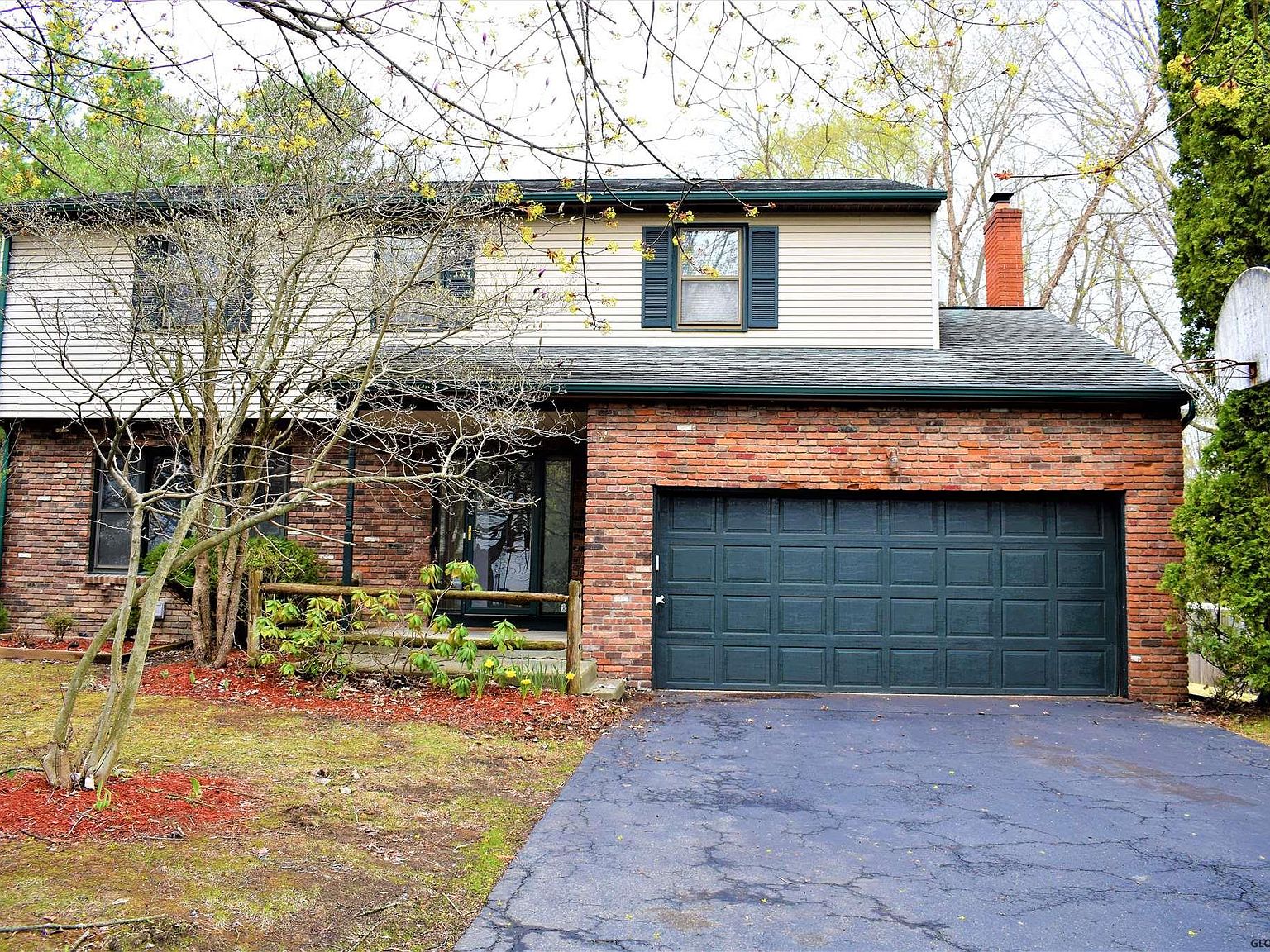 11 ASPEN Circle, Albany, NY 12208 Zillow