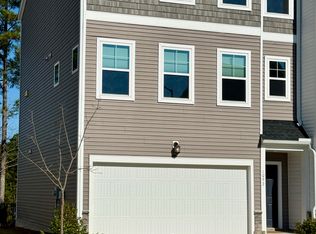 1092 Shoreside Dr, Durham, NC 27713