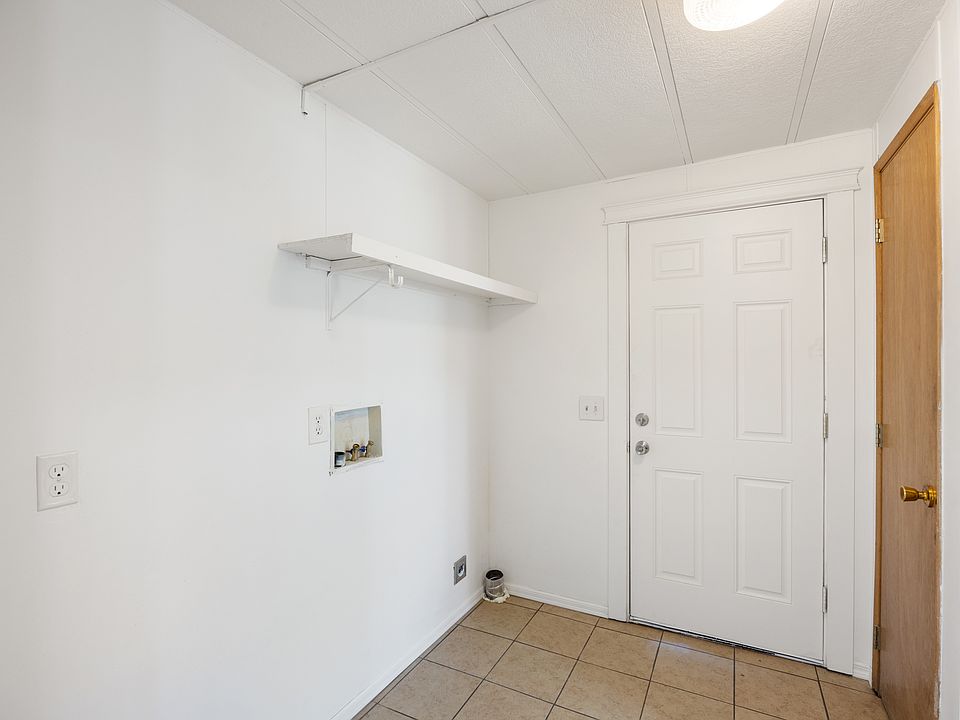 1st image of 614 S Andes Rd
