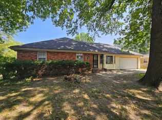 3611 S Poplar Ave, Independence, MO 64052