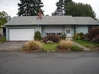 2nd image of 132 SE 109th Ave
